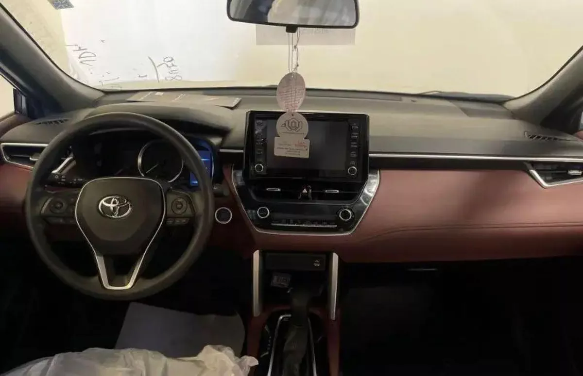 Toyota Corolla Cross 2026 – Full Option | Compact SUV-1-1