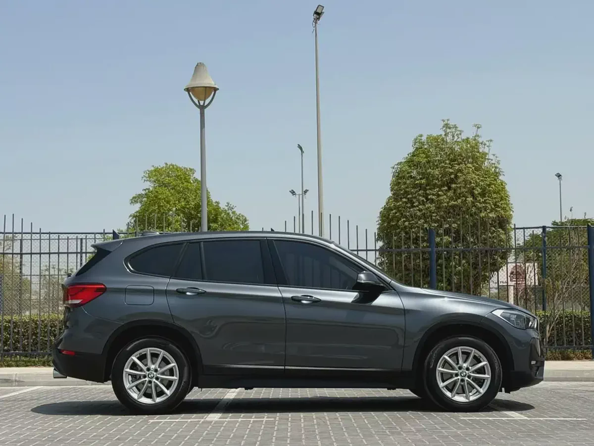 2022-BMW X1  sDrive20i-Under Warranty and Service Contract-Bank Finance Available-6-6