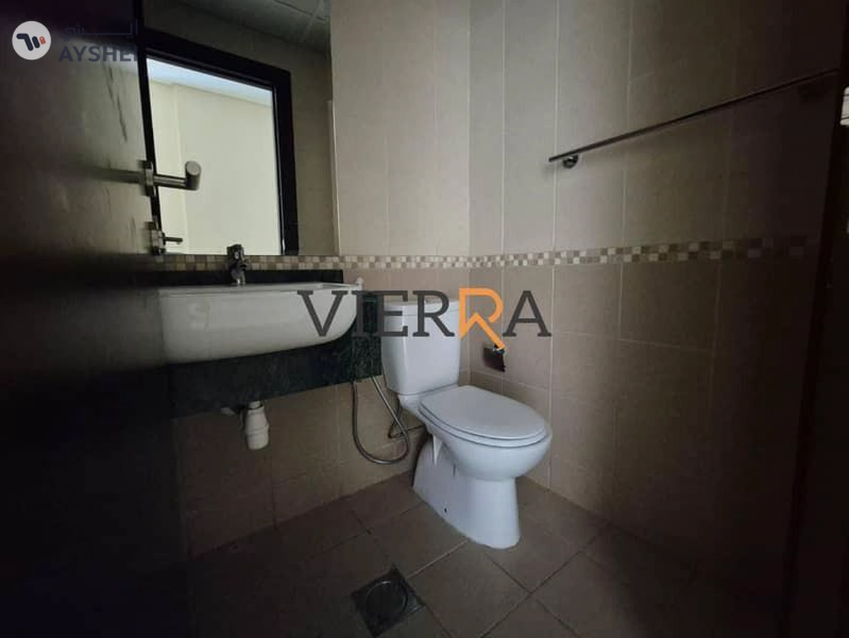 Mazaya 25, Queue Point, Liwan, Dubai