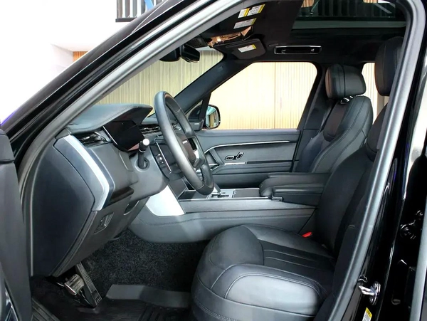 2025 - Land Rover Range Rover Vogue SE 2025 - Low mileage