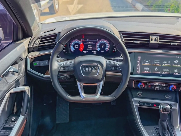 2024 Audi Q3 35 TFSI - GCC Specs - Brand New