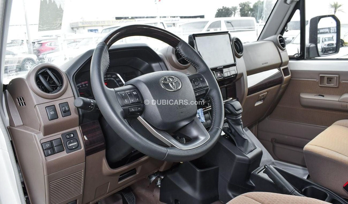 Toyota Land Cruiser Pick Up 2.8L Diesel  Auto Transmission-3-0