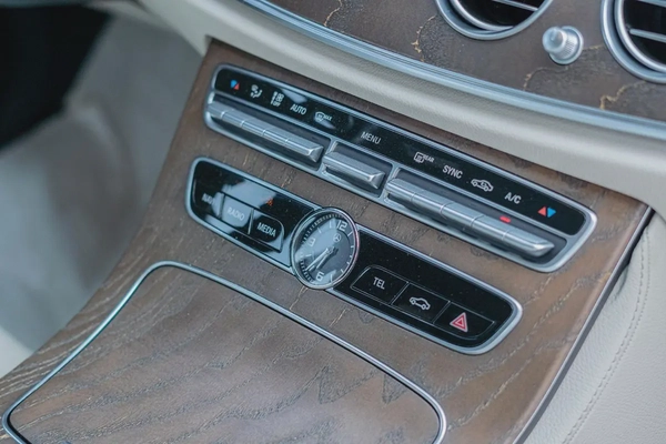 Mercedes-Benz E-Class E 350 2020 - American Specs clean title