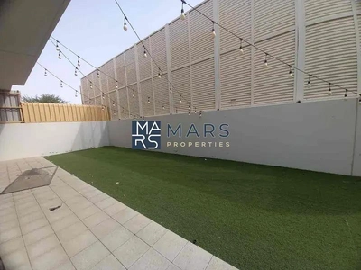 The Lavish 4BHK + Majlis Villa For Rent in Nasma Residense-18