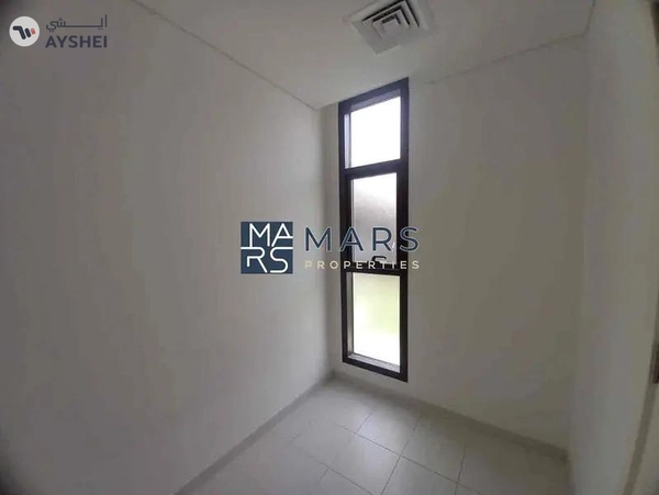 The Lavish 4BHK + Majlis Villa For Rent in Nasma Residense