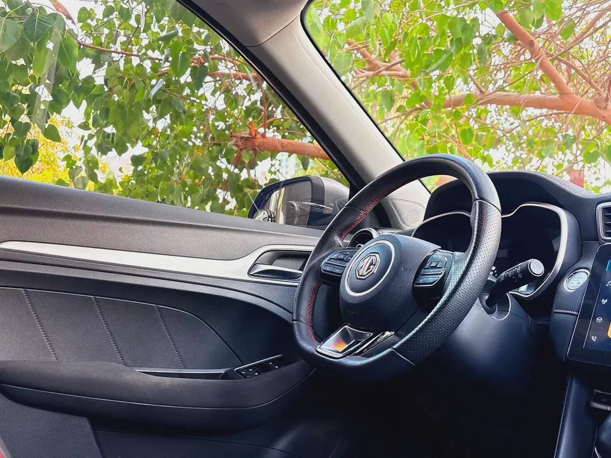 UNDER MG WARRANTY till 2029 | FSH BY MG |  GCC | Original Paint | Excellent Conditio-8-8