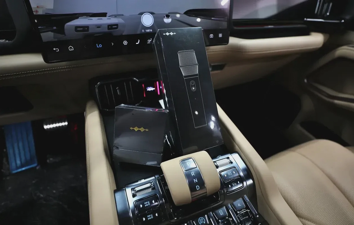 BYD Leopard 8