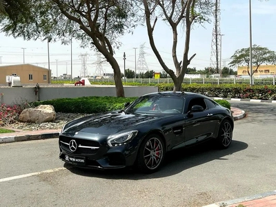 Mercedes-Benz AMG-GT S-0