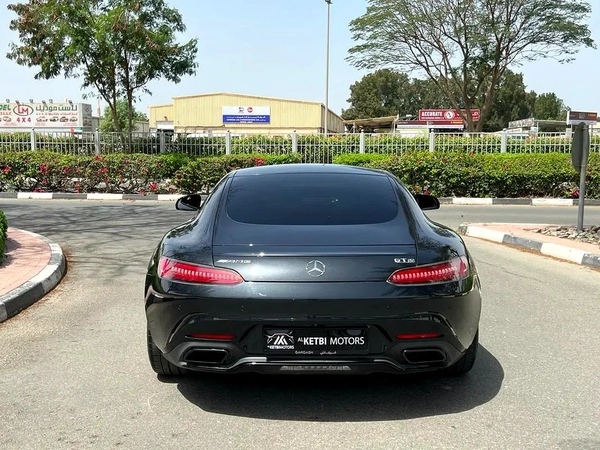 Mercedes-Benz AMG-GT S