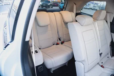 Mercedes GLS 450 4MATIC (Maybach Kit) 2024-17