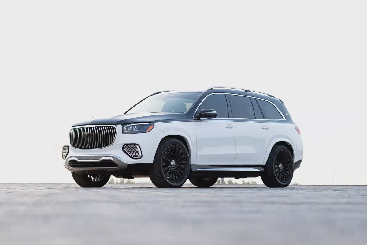 Mercedes GLS 450 4MATIC (Maybach Kit) 2024