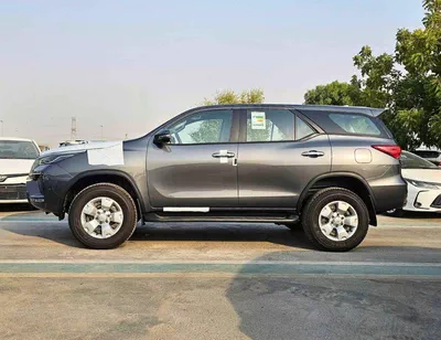 Toyota Fortuner EXR FORTUNER || 2.4L DIESEL V4 4WD / FR&RR PARKING SENSEOR / MANUAL AC (CODE # FDMC)-3