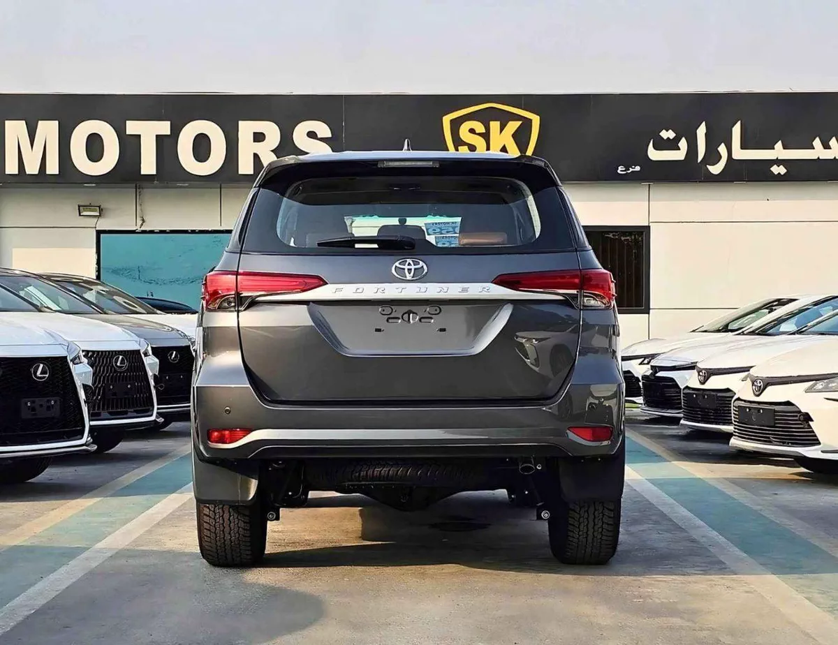 Toyota Fortuner EXR FORTUNER || 2.4L DIESEL V4 4WD / FR&RR PARKING SENSEOR / MANUAL AC (CODE # FDMC)-4-0