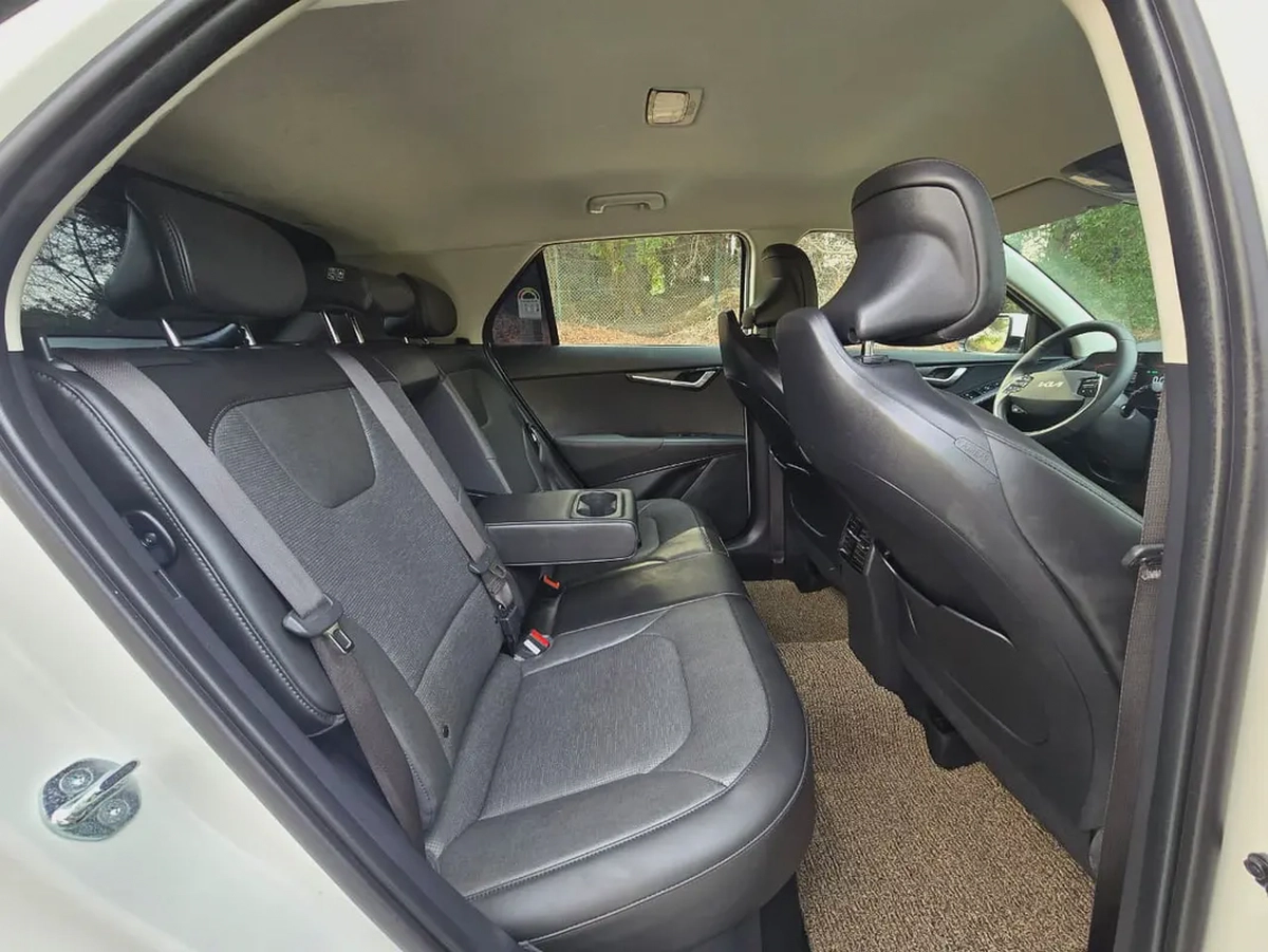 2025 Kia Niro EX - Efficient Hybrid Crossover - Korean Specs