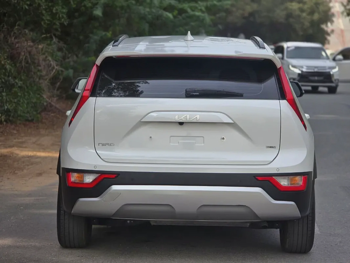 2025 Kia Niro EX - Efficient Hybrid Crossover - Korean Specs