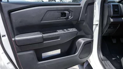 Mitsubishi L200 GLX Brand New – 2.5L Turbo Diesel 4WD Manual – C86 – GCC 2026-10