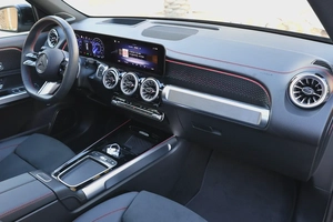 2025 Mercedes-Benz EQB 350 4MATIC | 8500KM-GCC Specs | Brand New-UNDER WARRANTY  SERVICE