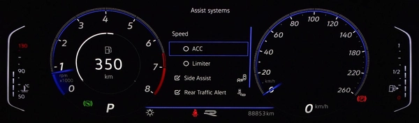 Volkswagen T-ROC R-Line ( 2023 Model ) in Blue Color GCC Specs