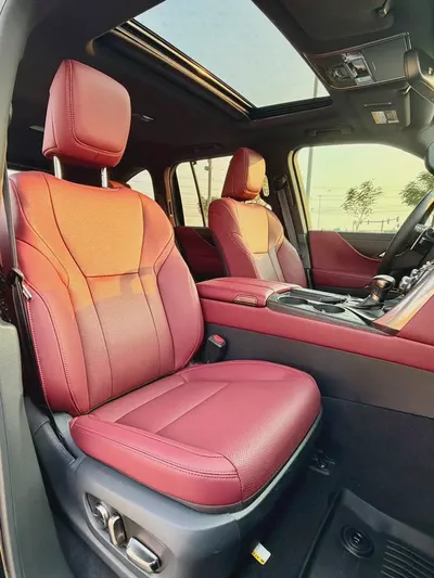 Lexus LX 600 Prestige 2025 | Canadian Specs | Brand New Luxury SUV-12