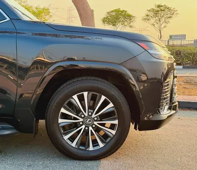 Lexus LX 600 Prestige 2025 | Canadian Specs | Brand New Luxury SUV-7