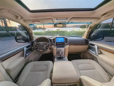 Toyota Land Cruiser 2018 GXR Top Full Option | GCC Specs | V8 4.6L |-2