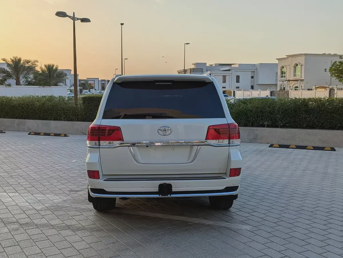 Toyota Land Cruiser 2018 GXR Top Full Option | GCC Specs | V8 4.6L |-17-17