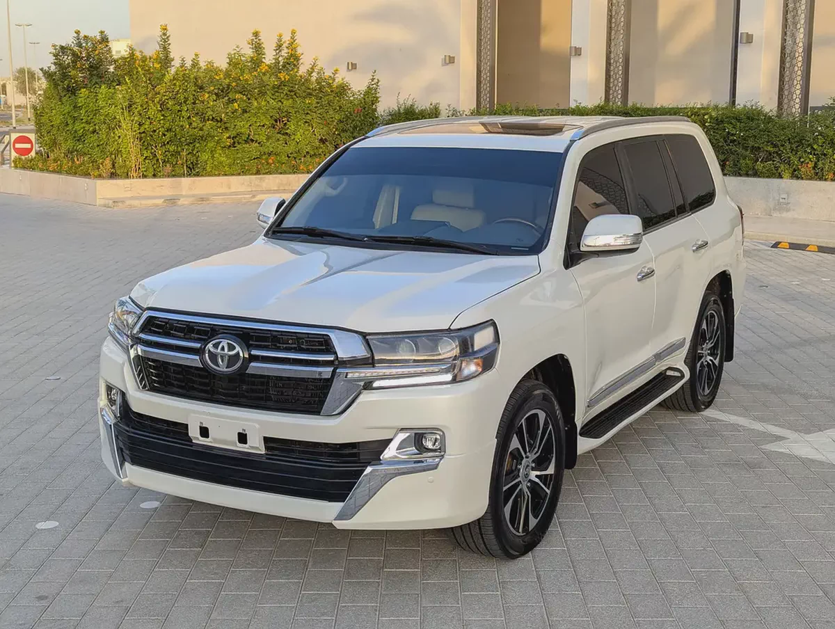 Toyota Land Cruiser 2018 GXR Top Full Option | GCC Specs | V8 4.6L |