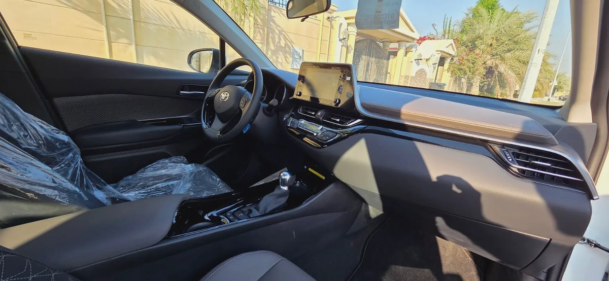 2023-Toyota C-HR VX Hybrid-Brand New-Bank Finance Available-11-11