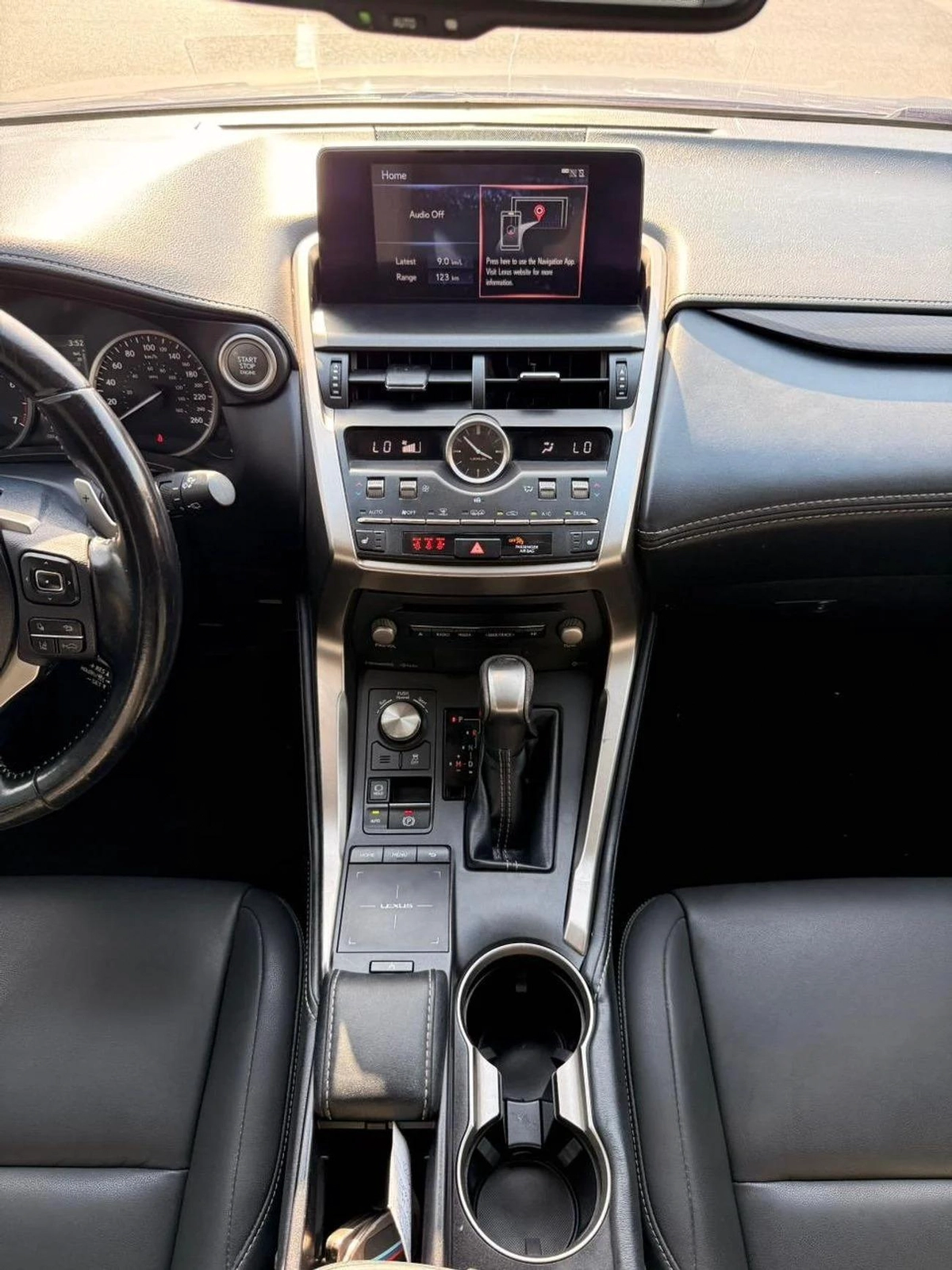 Lexus NX300 PREMIER Lexus NX 4X4-2-2