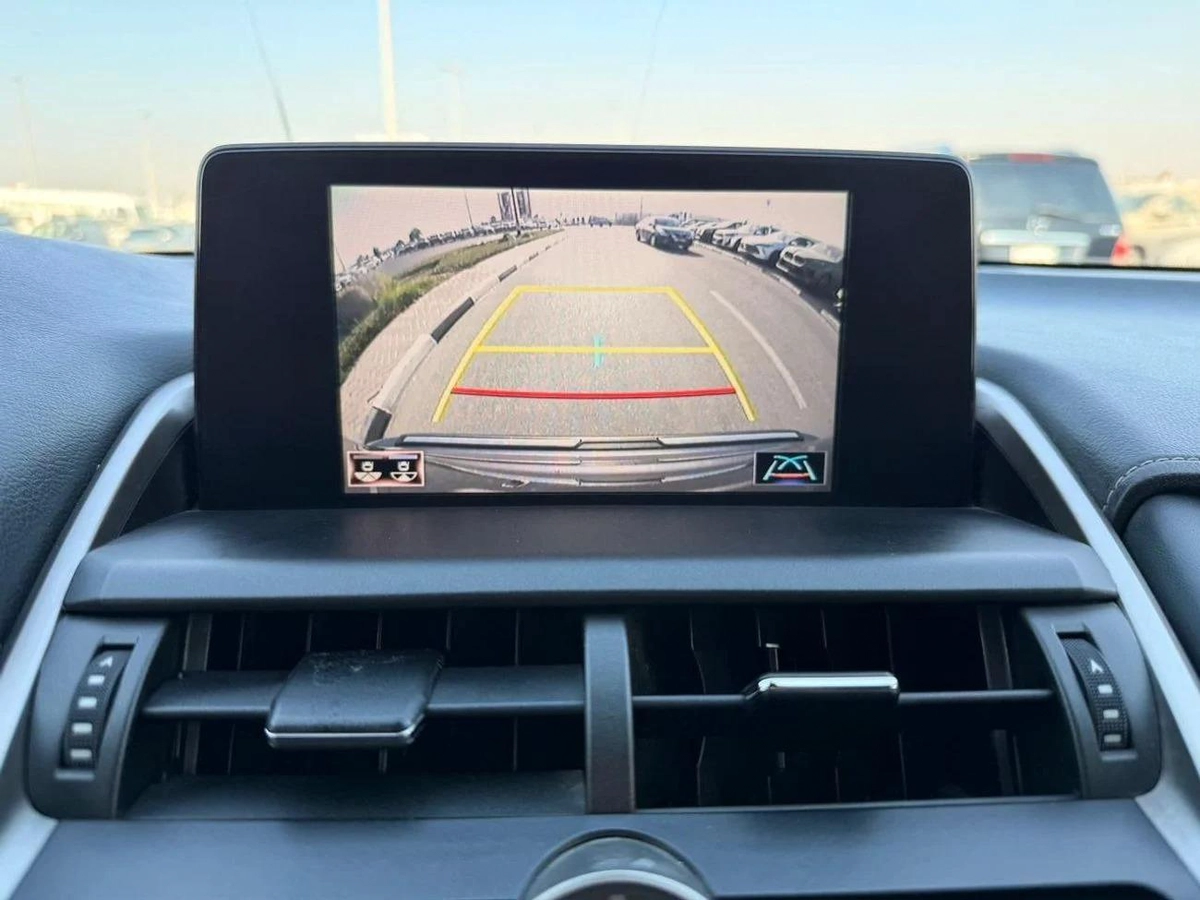 Lexus NX300 PREMIER Lexus NX 4X4-13-13