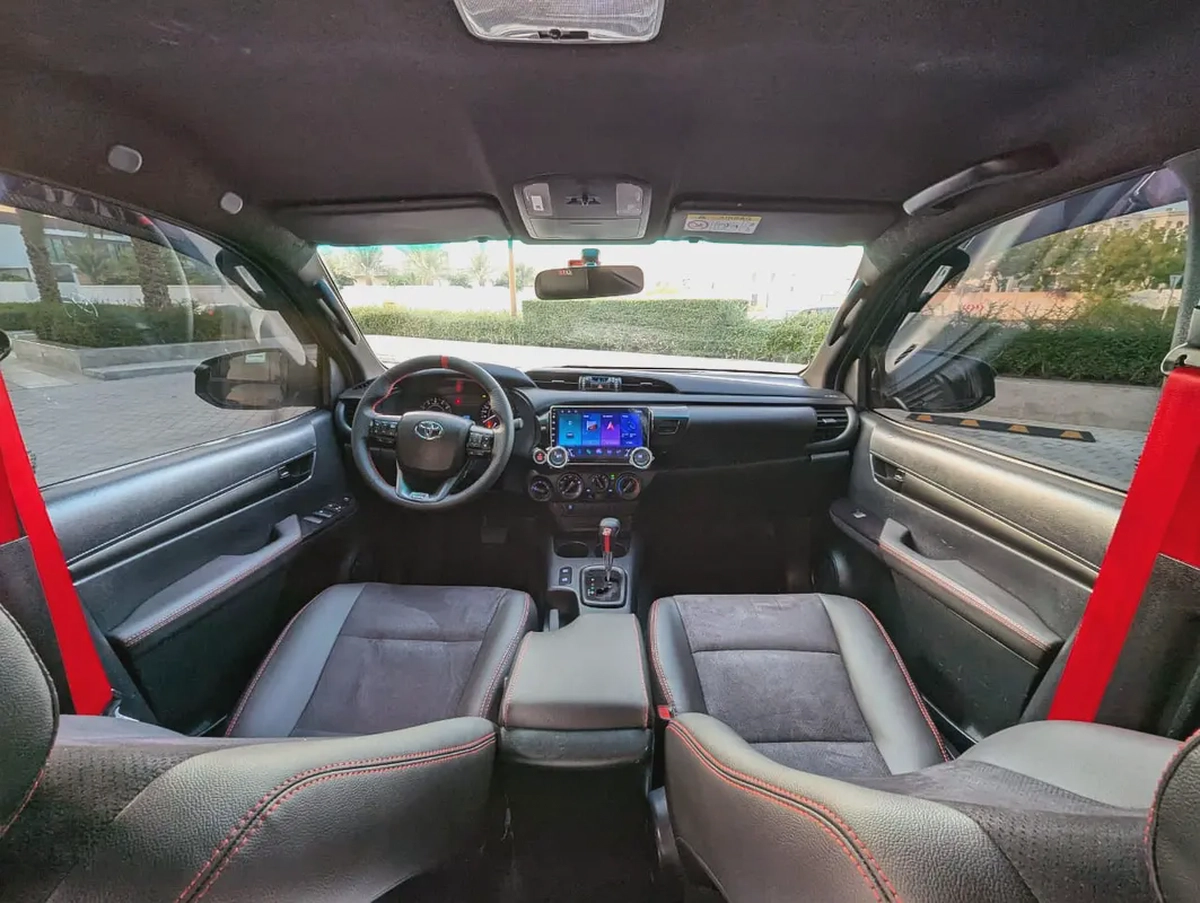TOYOTA HILUX 2021 FACELIFTED 2025 GR SPORT GCC IN EXCELLENT CONDITION