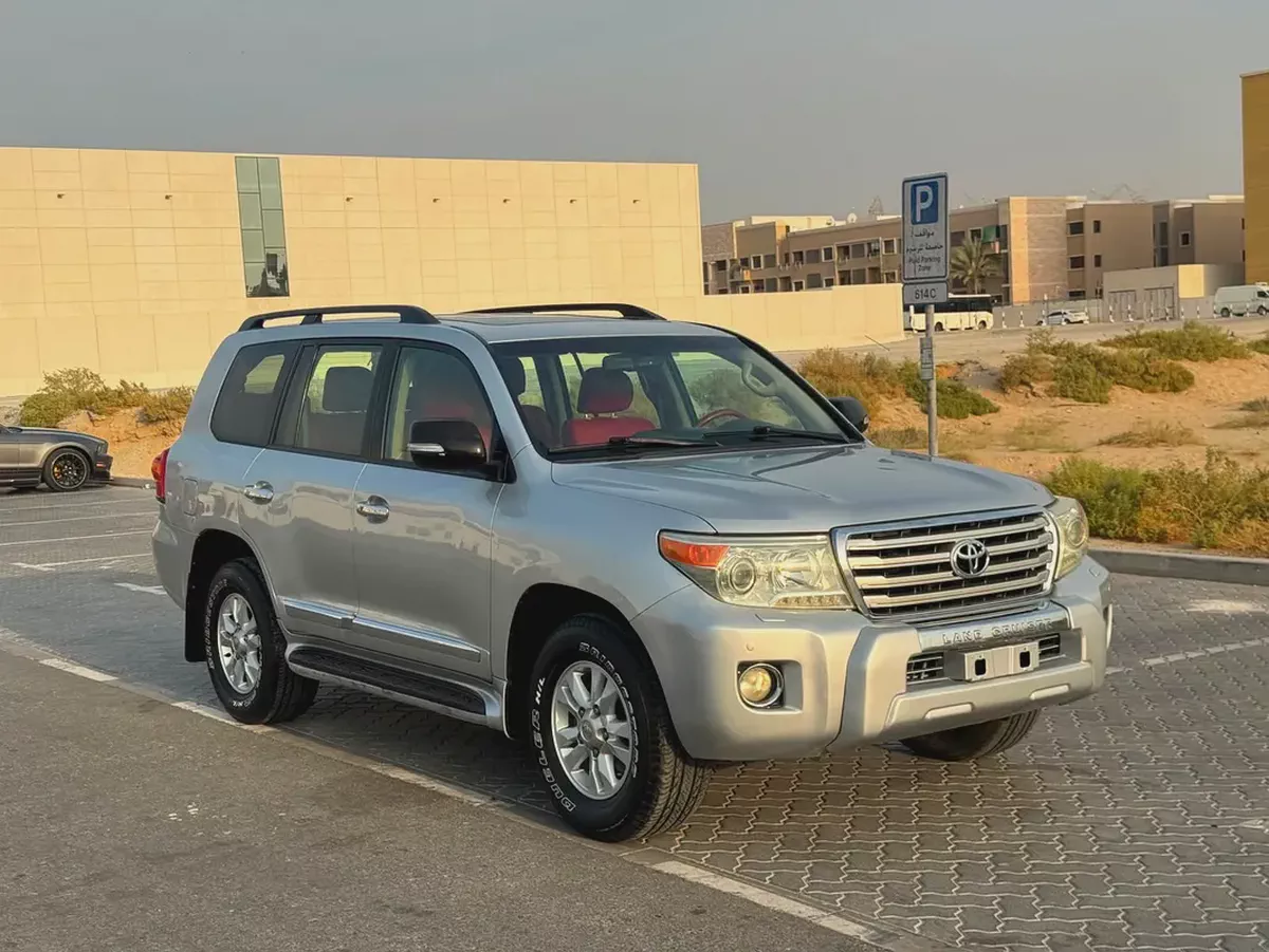 Toyota Land Cruiser 2012 GXR V6 4.0L Accident Free-1-1