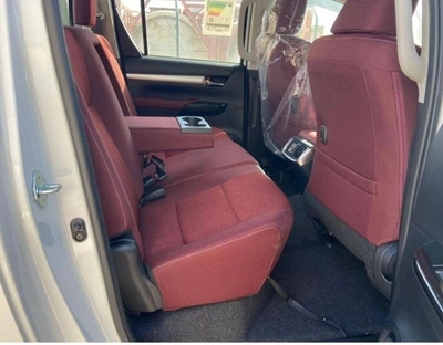 Toyota Hilux 2023 Toyota Hilux 2700cc Full Option Automatic With Rear Camera Zero KM-3