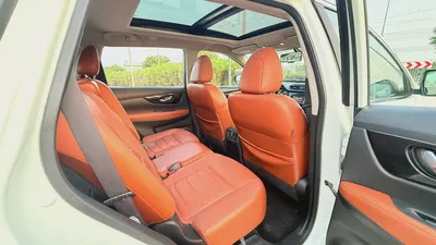 2018 Nissan X-Trail SL top option Gcc specs , excellent condition-17