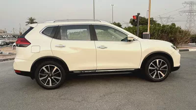 2018 Nissan X-Trail SL top option Gcc specs , excellent condition-2