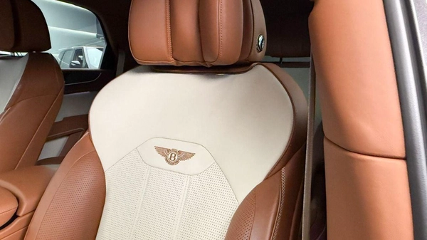 Bentley Bentayga ONYX S 4.0T - Bentley Bentayga 2022