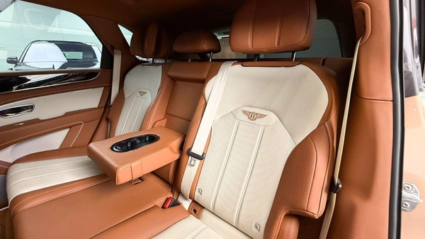 Bentley Bentayga ONYX S 4.0T - Bentley Bentayga 2022
