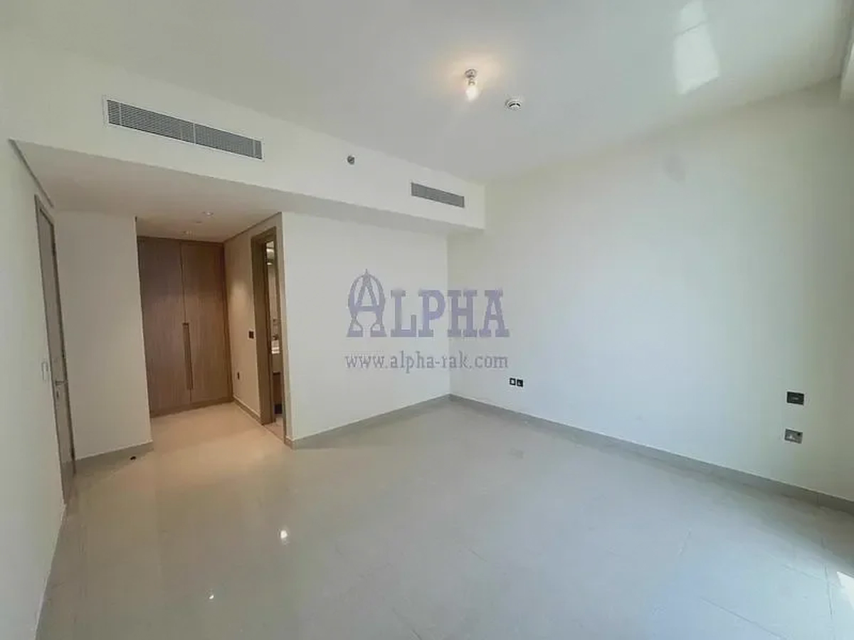 Brand New apartment| Seaview| High Floor-7-7