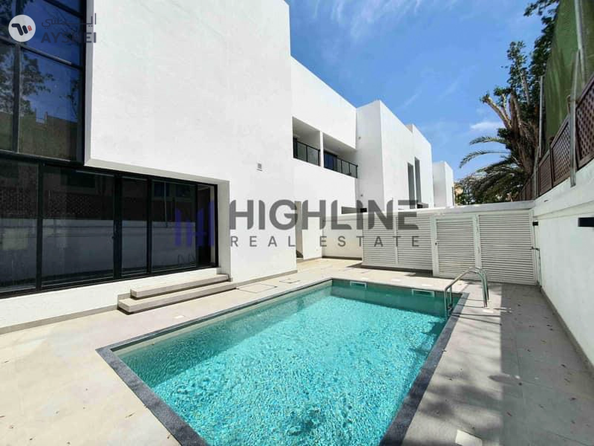 Exclusive 4-Bedroom Luxury Villa Near the Beach-1-1