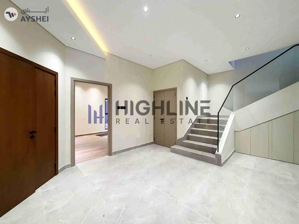 Exclusive 4-Bedroom Luxury Villa Near the Beach