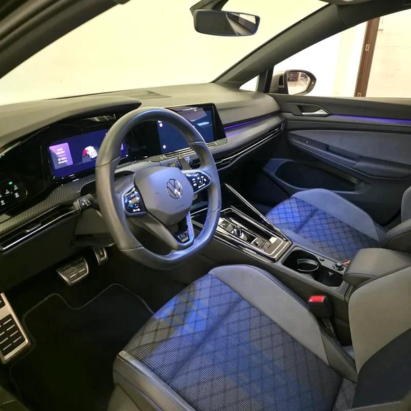 Volkswagen Golf R Performance Edition 2024 | GCC Specs | Brand New