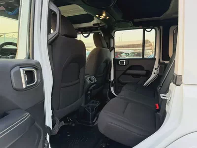 (2021) JEEP WRANGLER //SAHARA// GCC FULL OPTION -ORIGINAL PAINT--11