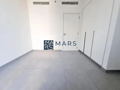 Luxury| Spacious| 2 Bedroom Apartment| With Balcony+ Covered Parking| Best Price-23