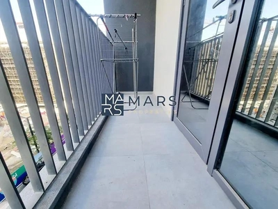 Luxury| Spacious| 2 Bedroom Apartment| With Balcony+ Covered Parking| Best Price-2