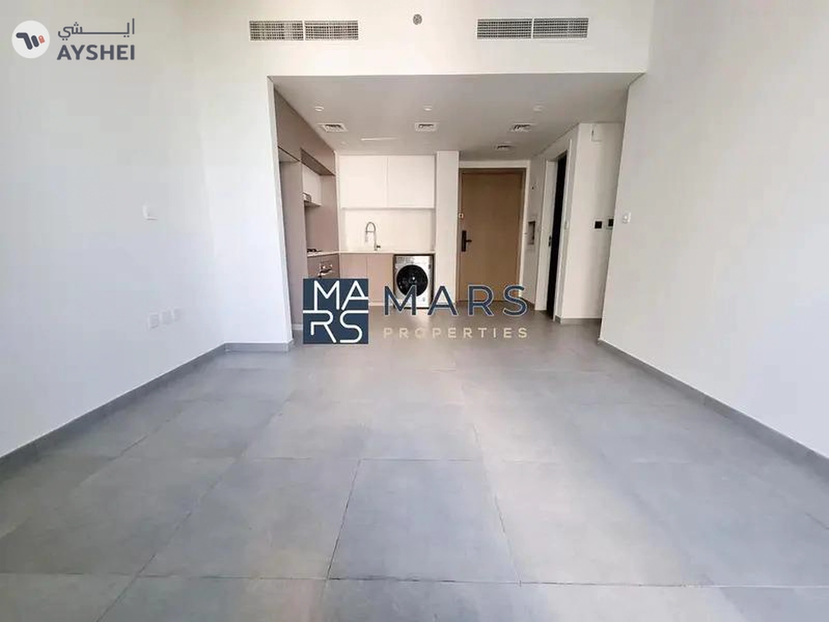 Luxury| Spacious| 2 Bedroom Apartment| With Balcony+ Covered Parking| Best Price-20-20