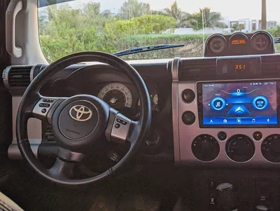 TOYOTA FJ CRUISER 2011 GCC IN EXCELLENT CONDITION-9