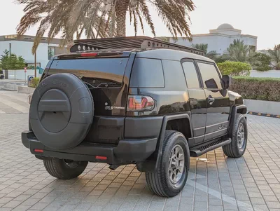 TOYOTA FJ CRUISER 2011 GCC IN EXCELLENT CONDITION-11