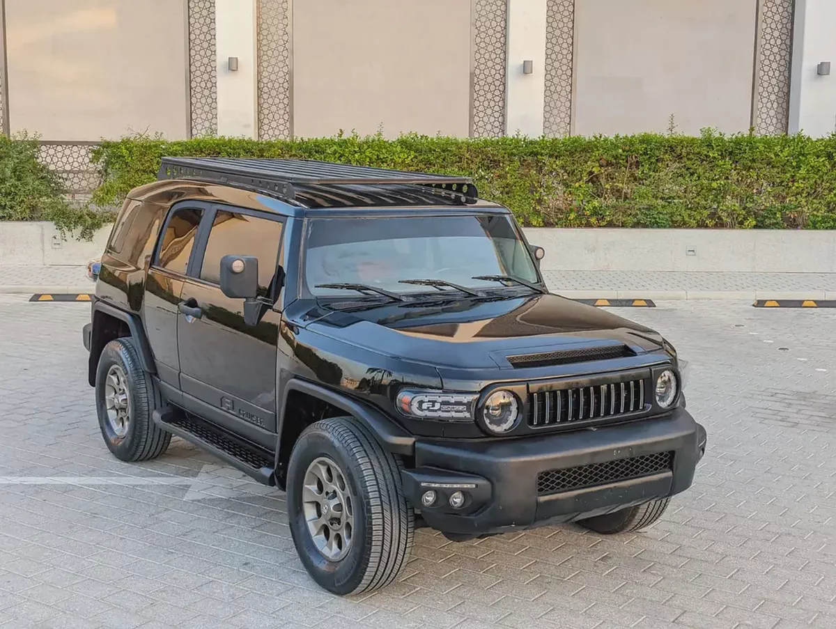 TOYOTA FJ CRUISER 2011 GCC IN EXCELLENT CONDITION-19-19