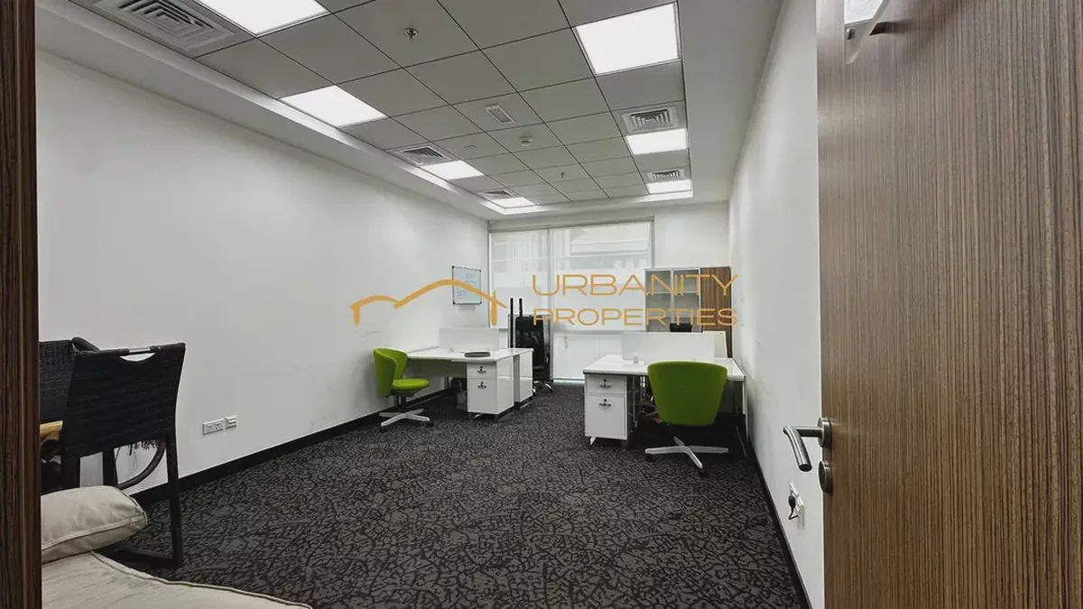 Move-In Ready Office Unit in Business Center | 242 sq ft | Bay Square Bldg 7, Business Bay-5-5