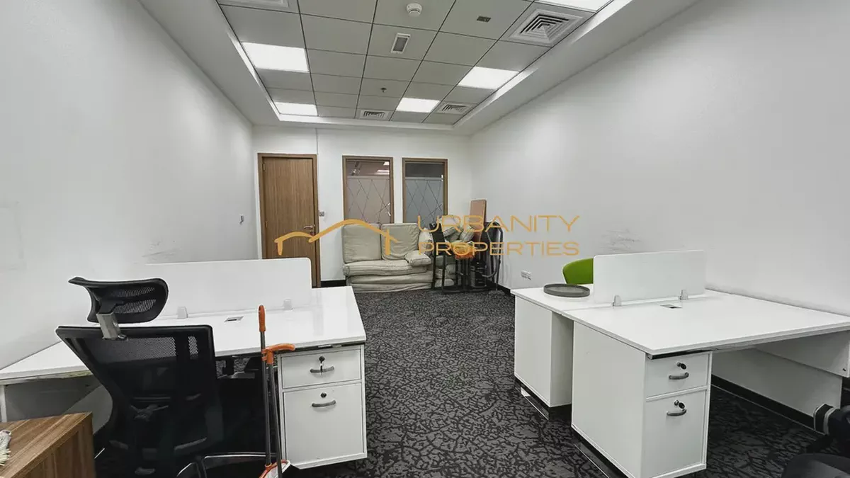 Move-In Ready Office Unit in Business Center | 242 sq ft | Bay Square Bldg 7, Business Bay-4-4